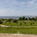 La Tour De Lestuaire Panoramic Sea View & Private Terrace Ferienhaus *