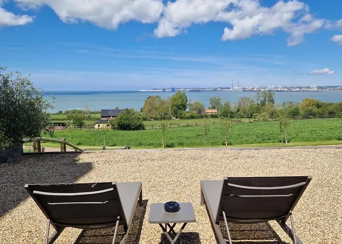 La Tour De L'estuaire Sea View & Shared Garden 6 Guests Дом отдыха