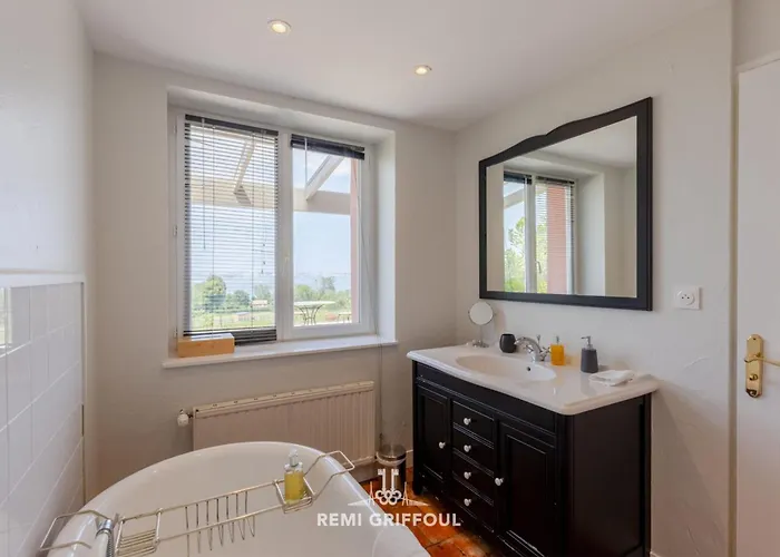 La Tour De L'estuaire Sea View & Shared Garden 6 Guests Дом отдыха